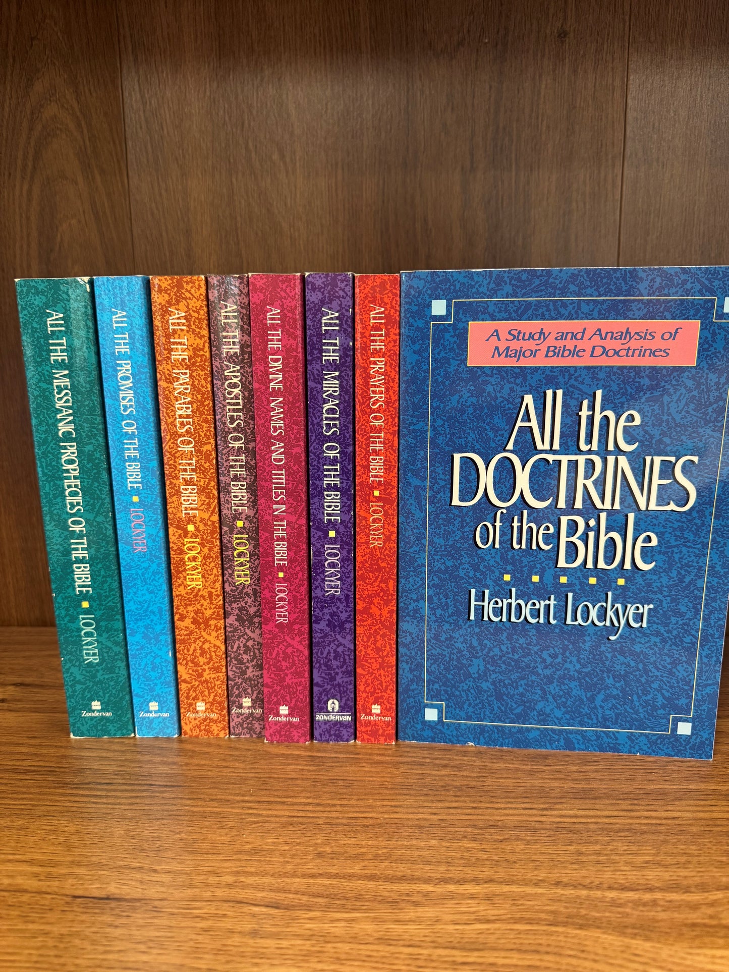 Herbert Lockyer 8 volumes